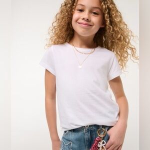 NWOT Abercrombie Girls Essential Classic Short Sleeve Tee Shirt. Size 11/12.